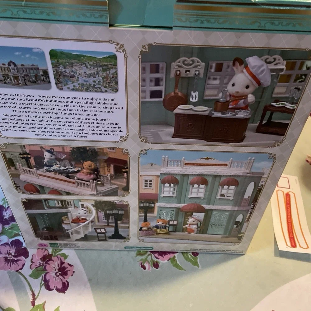 Sylvanian Families Calico Critter Town Series Delicious Restaurant Play-set Read